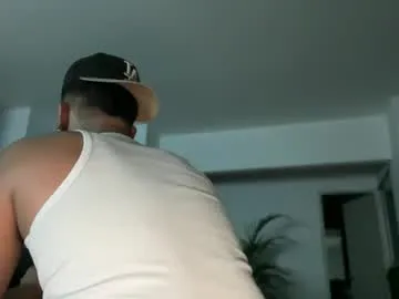 sexy_hot_friends_ – webcam model profile photo Image 3