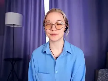 loving_ladies – webcam model profile photo Image 17