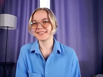 loving_ladies – webcam model profile photo Image 18