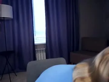 loving_ladies – webcam model profile photo Image 8