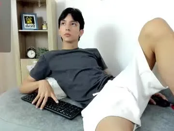 magical_mermaids – webcam model profile photo Image 4