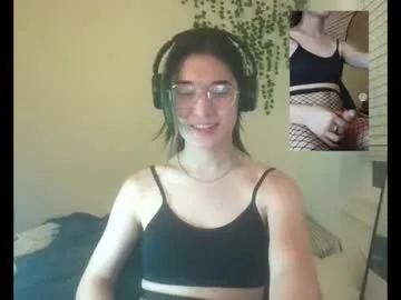 ErikaBonnie – webcam model profile photo Image 6