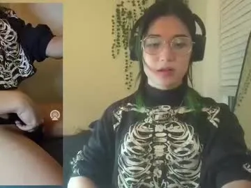 ErikaBonnie – webcam model profile photo Image 7