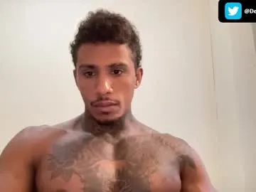 Amanda – webcam model profile photo Image 16