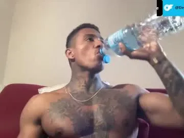 Amanda – webcam model profile photo Image 2