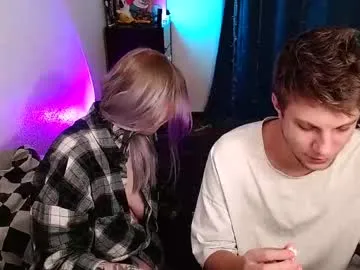 sexy_hot_friends_ – webcam model profile photo Image 18