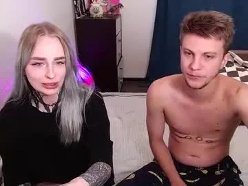 sexy_hot_friends_ – webcam model profile photo Image 8