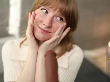 hanalif – webcam model profile photo Image 16