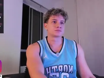 sexy_hot_friends_ – webcam model profile photo Image 19