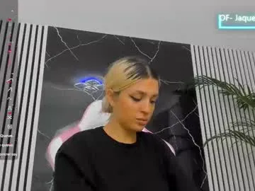 victoriathomsons – webcam model profile photo Image 17