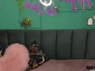 wet_dreamm22 – webcam model profile photo Image 12