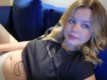 your_dolls – webcam model profile photo Image 13