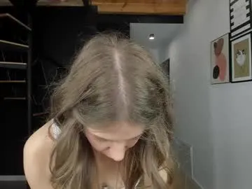 bright_diamonds_054 – webcam model profile photo Image 8