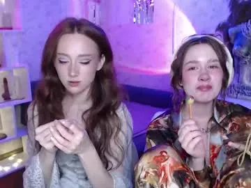 elen_black_23 – webcam model profile photo Image 18