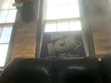 sexxxsirens – webcam model profile photo Image 11