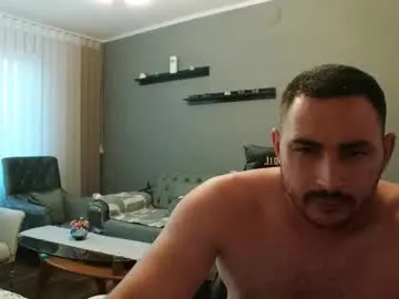 realtryit – webcam model profile photo Image 8