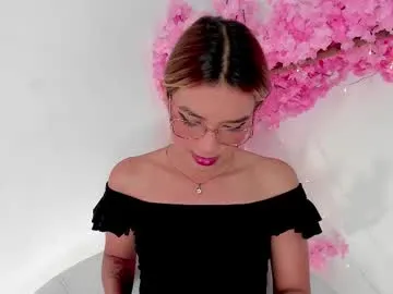 whisperlure – webcam model profile photo Image 7