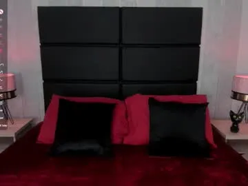 sexy_hot_friends_ – webcam model profile photo Image 12