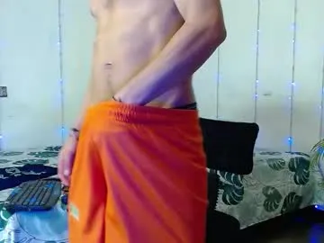 emilyrosss_ – webcam model profile photo Image 4