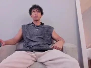 loving_ladies – webcam model profile photo Image 10