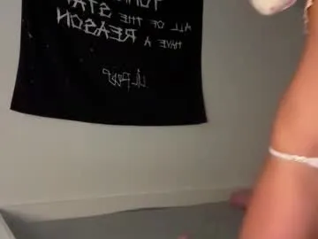 _52_ – webcam model profile photo Image 18