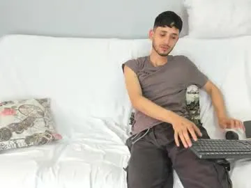 blue_bow – webcam model profile photo Image 19