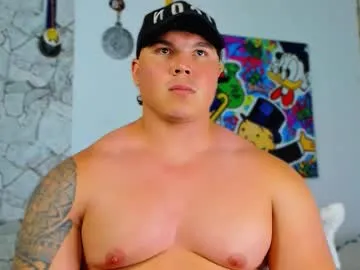 liunana – webcam model profile photo Image 11