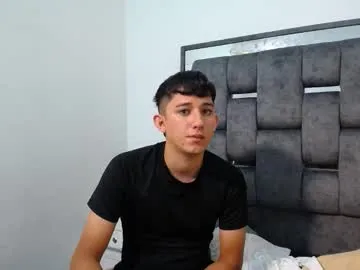 vvioleta_ – webcam model profile photo Image 11