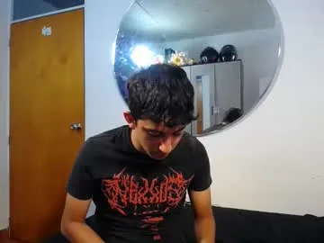 vvioleta_ – webcam model profile photo Image 15