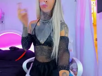 adelineefoxxx – webcam model profile photo Image 13