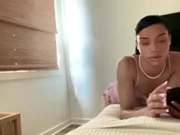 ErikaBonnie – webcam model profile photo Image 3