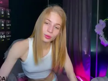 _saravictoria_ – webcam model profile photo Image 14