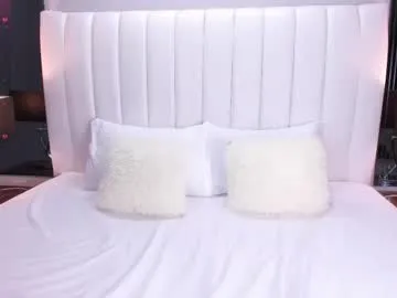 milaseren – webcam model profile photo Image 2