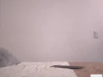 pinkypuppa – webcam model profile photo Image 8