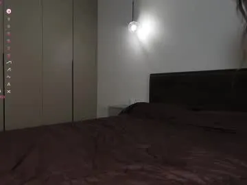 miya_shake – webcam model profile photo Image 4