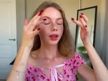 e_vvv_a – webcam model profile photo Image 4