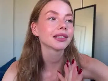 e_vvv_a – webcam model profile photo Image 6