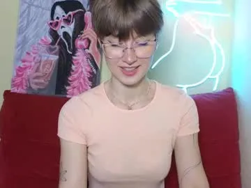 pollyyypocket – webcam model profile photo Image 2