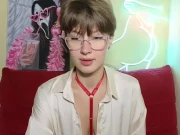 pollyyypocket – webcam model profile photo Image 5