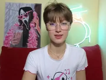 pollyyypocket – webcam model profile photo Image 6