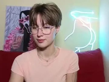 pollyyypocket – webcam model profile photo Image 8