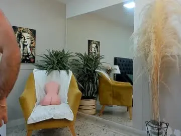 icyhoneybite – webcam model profile photo Image 10