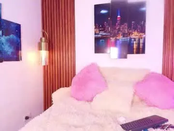 cherry_berry56 – webcam model profile photo Image 7