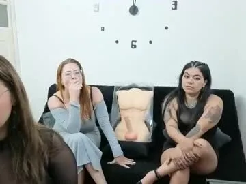 mila_good – webcam model profile photo Image 11