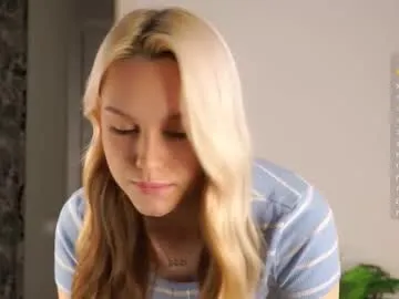 loving_ladies – webcam model profile photo Image 11