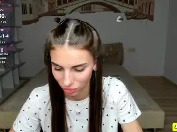 katie_dierse – webcam model profile photo Image 15