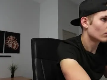 loving_ladies – webcam model profile photo Image 16