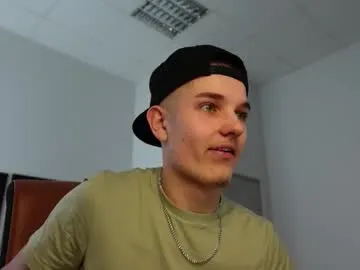 loving_ladies – webcam model profile photo Image 2