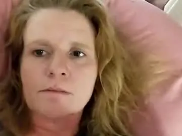 scarletttsinner – webcam model profile photo Image 3