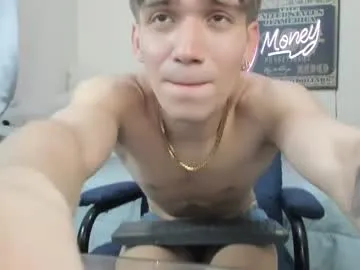 lovesarachristine – webcam model profile photo Image 7